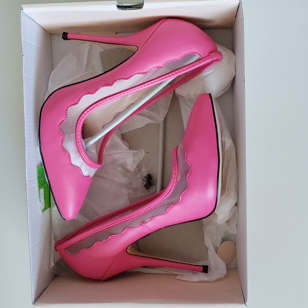Madison by Shoedazzle Jenji bright pink pumps, sz 8M.